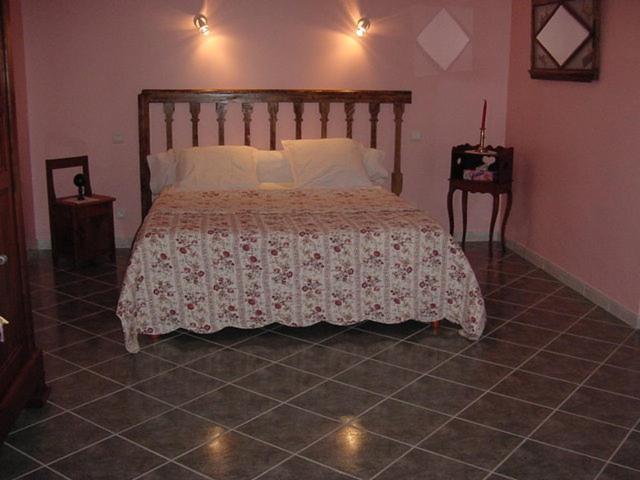 Chambres Et Table D'Hotes, Maisonnettes Individuelles Dans Propriete Privee ヴェザンヌ 部屋 写真